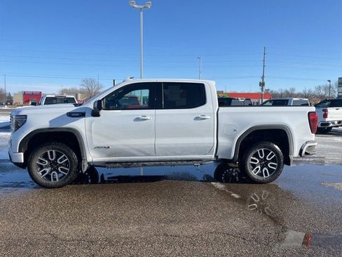 Certified 2025 GMC Sierra 1500 AT4 w/ Technology Package image 8
