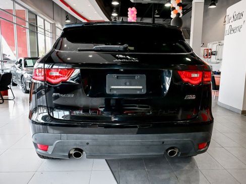 Used 2019 Jaguar F-PACE R-Sport image 6
