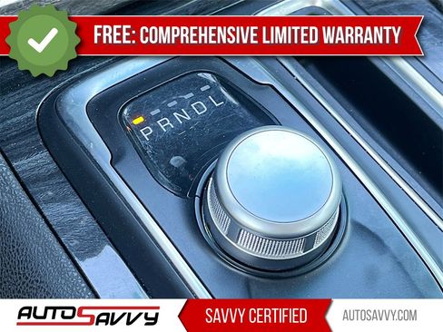 Used 2020 Chrysler 300 Touring w/ Sport Appearance Package image 16