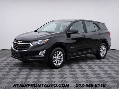 Used 2018 Chevrolet Equinox LS AWD/4WD image 1