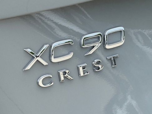 New 2026 Volvo XC90 B5 Core w/ Protection Package Premier image 8