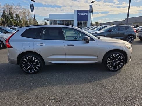 New 2026 Volvo XC60 B5 Ultra w/ Protection Package Premier AWD/4WD image 9