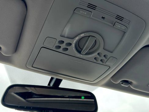 Used 2006 Lexus IS 250 AWD image 15