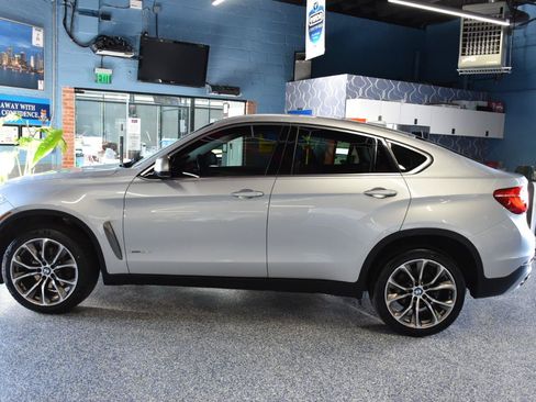 Used 2018 BMW X6 xDrive35i w/ Premium Package Essential AWD/4WD image 9