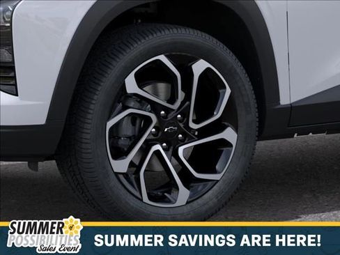 New 2026 Chevrolet Trax RS w/ Sunroof Package FWD image 9