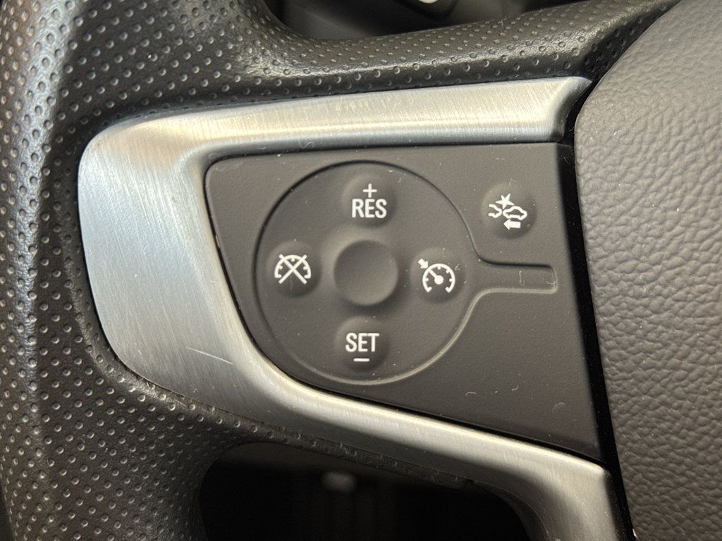 Used 2023 GMC Terrain SLE w/ Driver Convenience Package FWD image 23