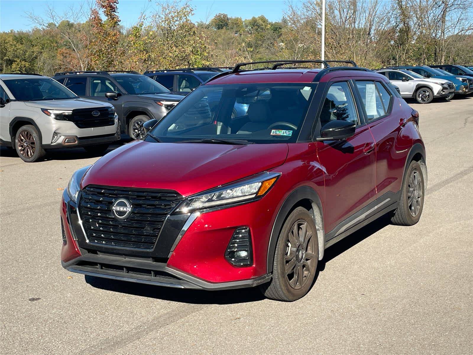 Used 2024 Nissan Kicks SR w/ SR Premium Package FWD image 1