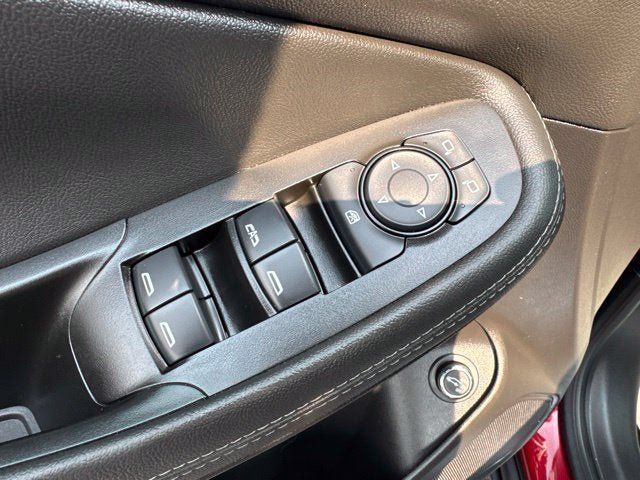 Used 2023 Buick Encore GX Essence w/ Experience Buick Package AWD/4WD image 9