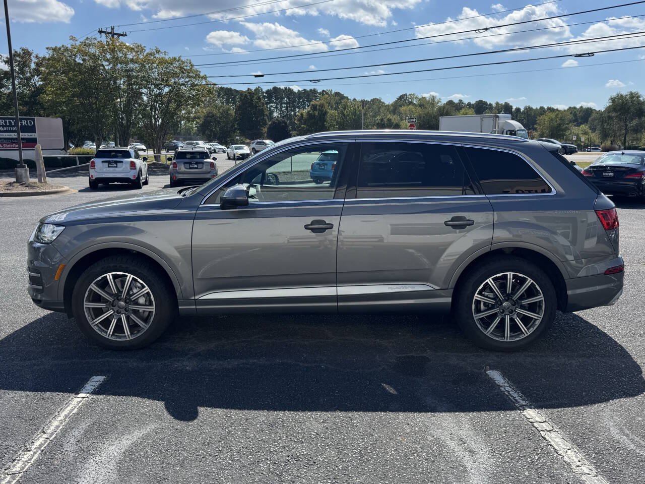 Used 2017 Audi Q7 3.0T Premium Plus AWD/4WD image 4