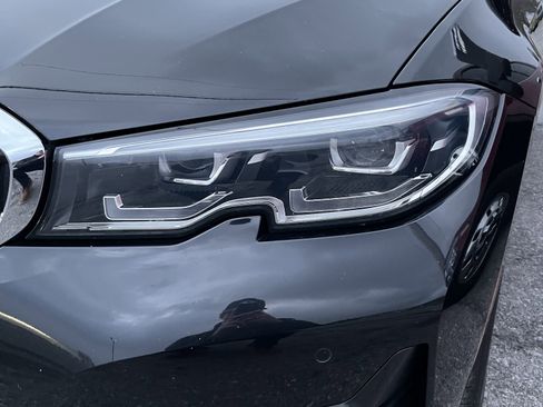 Used 2020 BMW 330i xDrive Sedan w/ Premium Package image 11