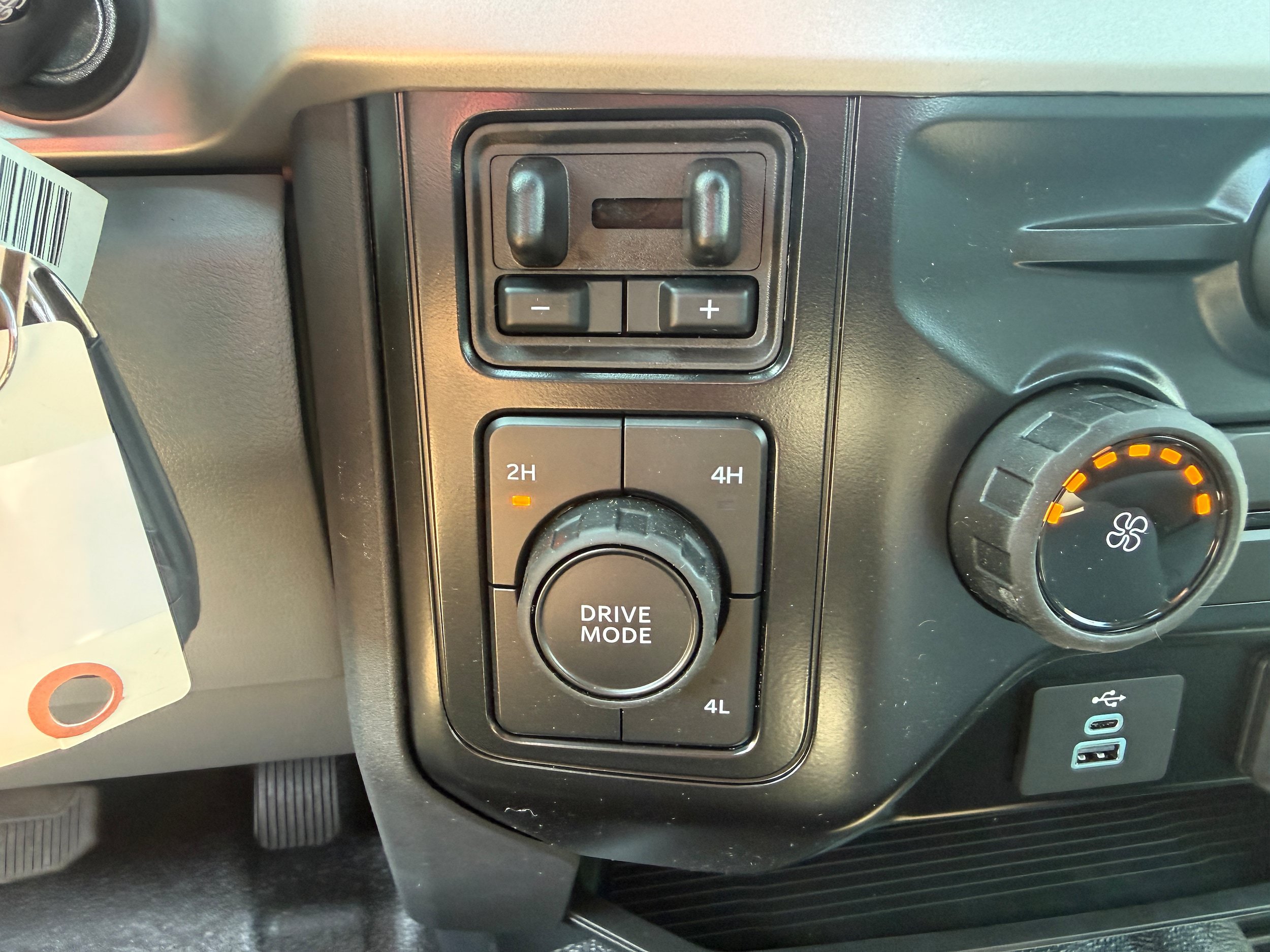 New 2025 Ford F350 XL w/ XL Chrome Package AWD/4WD image 21