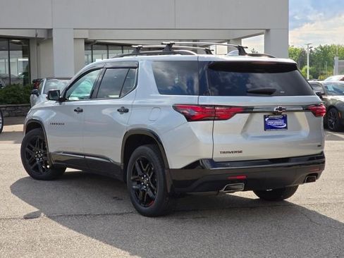 Used 2022 Chevrolet Traverse Premier w/ Redline Edition AWD/4WD image 29