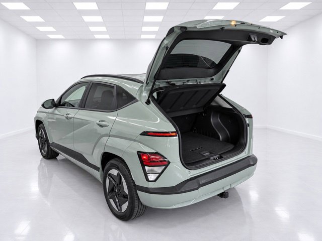 Used 2025 Hyundai Kona SEL FWD image 11
