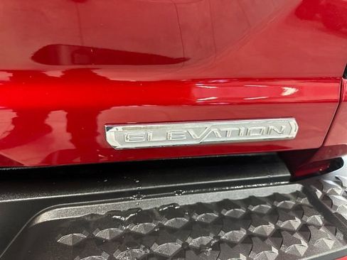 Used 2023 GMC Canyon Elevation w/ Convenience Package AWD/4WD image 10