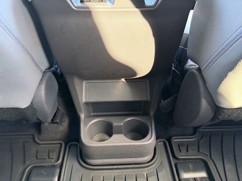 Used 2021 Toyota Sienna XLE image 25