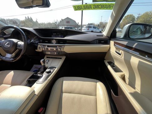 Used 2016 Lexus ES 350 image 14
