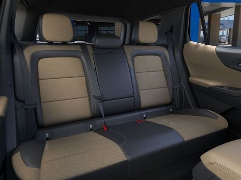 New 2026 Chevrolet Equinox ACTIV image 17