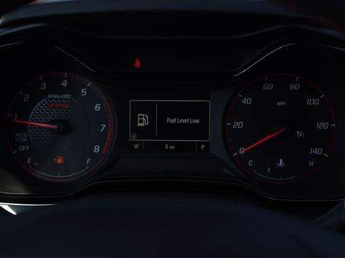 New 2026 Chevrolet Trax RS w/ Sunroof Package image 17