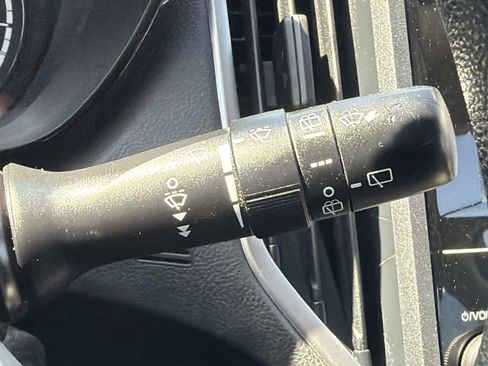 Used 2017 Subaru Impreza 2.0i AWD/4WD image 26