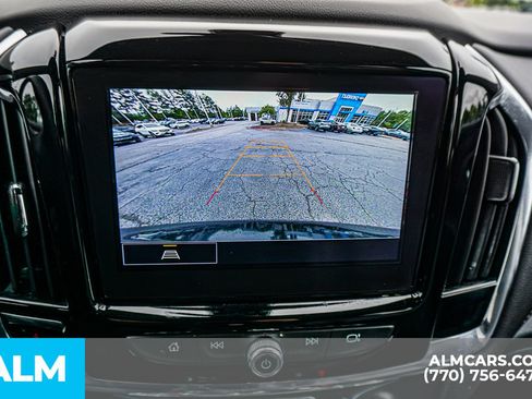 Used 2023 Chevrolet Traverse LT AWD/4WD image 41