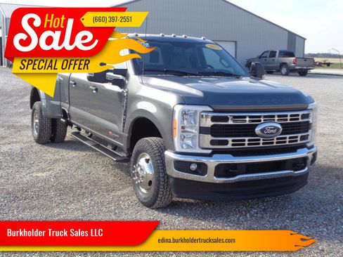 Used 2023 Ford F350 XLT image 1
