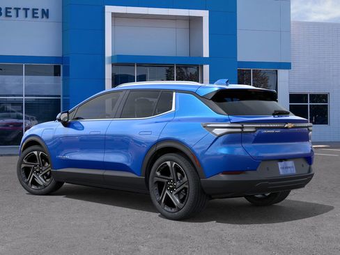 New 2026 Chevrolet Equinox EV LT image 3