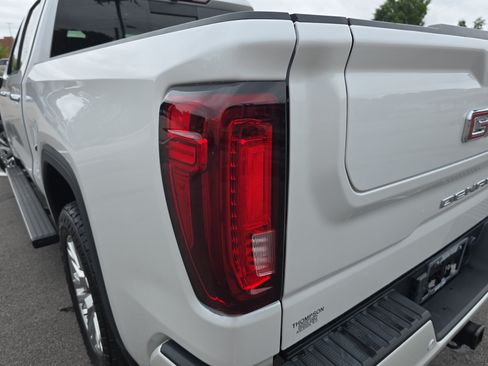 Used 2023 GMC Sierra 1500 Denali AWD/4WD image 34