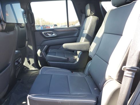 Used 2023 Chevrolet Tahoe Premier w/ Advanced Technology Package image 29