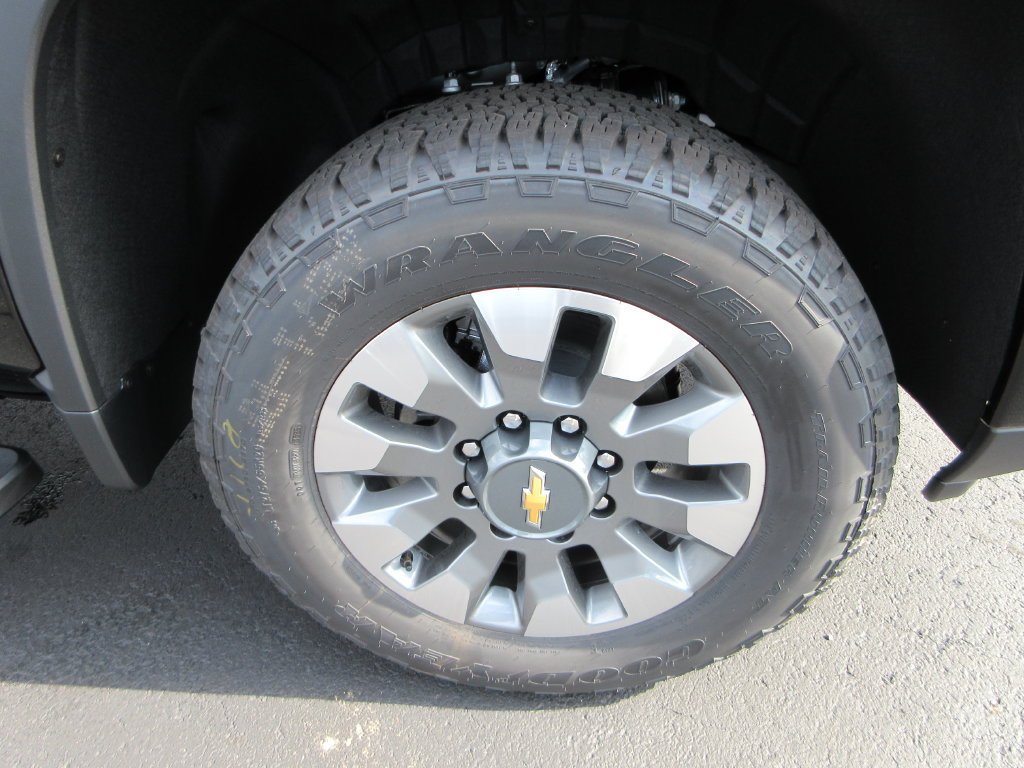 New 2026 Chevrolet Silverado 2500 Custom w/ Custom Value Package AWD/4WD image 10