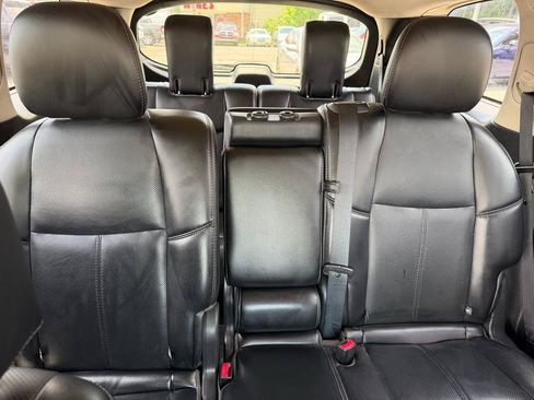 Used 2016 Nissan Pathfinder Platinum AWD/4WD image 19