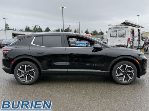 New 2026 Chevrolet Equinox EV LT image 6