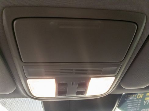 Used 2019 Honda CR-V EX image 29