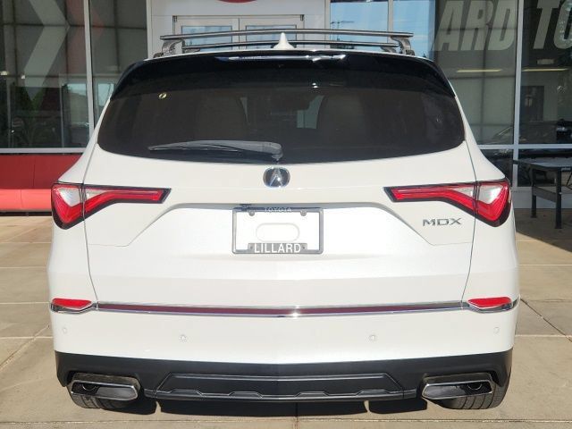 Used 2022 Acura MDX w/ Technology Package FWD image 10