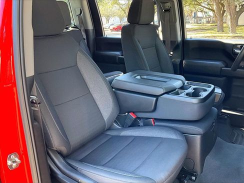 Used 2025 Chevrolet Silverado 2500 Custom w/ Custom Convenience Package image 26