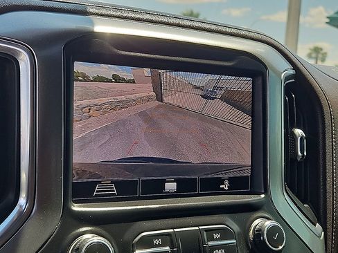 Used 2020 Chevrolet Silverado 1500 RST w/ Texas Edition AWD/4WD image 16