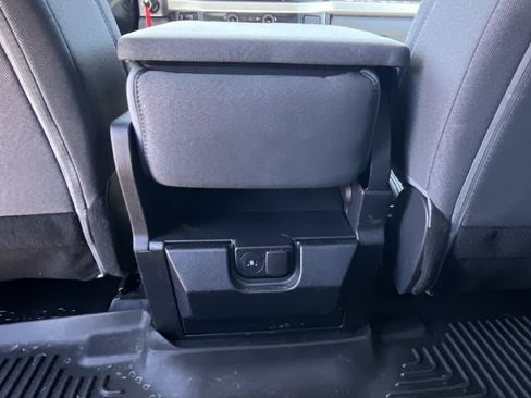 Certified 2025 Ford F350 XL AWD/4WD image 15