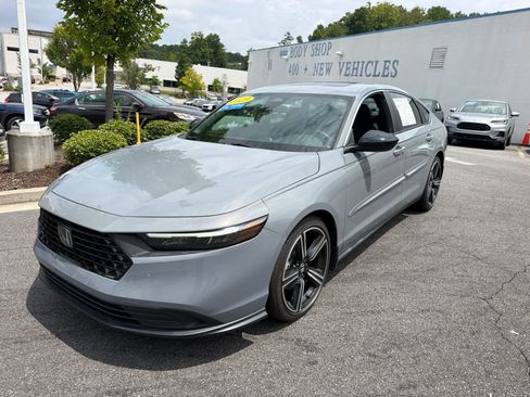Certified 2023 Honda Accord Sport image 3