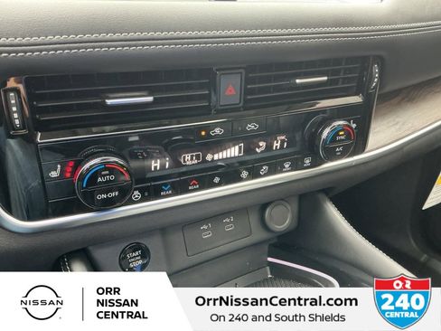 Used 2024 Nissan Rogue Platinum w/ Platinum Premium Package image 20