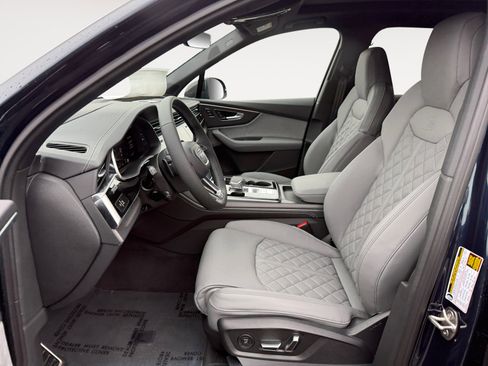 New 2026 Audi SQ7 Prestige image 10