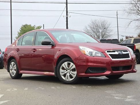 Used 2013 Subaru Legacy 2.5i image 2