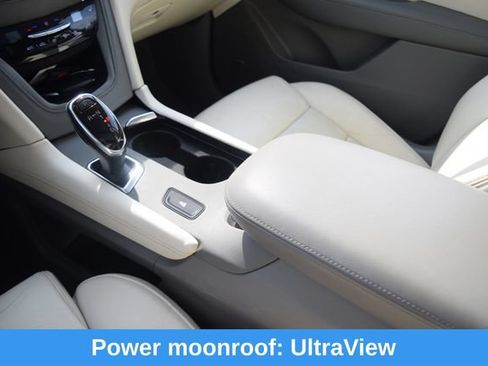 Used 2017 Cadillac XT5 Luxury w/ Driver Awareness Package FWD image 12