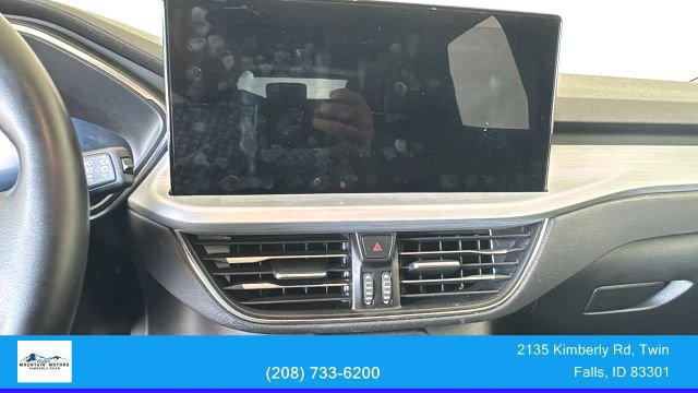 Used 2025 Ford Escape Platinum AWD/4WD image 10