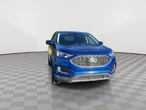 Used 2023 Ford Edge SEL image 3