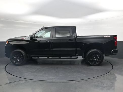 Used 2025 Chevrolet Silverado 1500 LT Trail Boss w/ Convenience Package II AWD/4WD image 9
