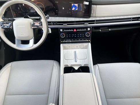 New 2025 Hyundai Santa Fe Calligraphy image 10