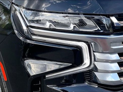 Used 2023 Chevrolet Tahoe High Country w/ Premium Package image 29