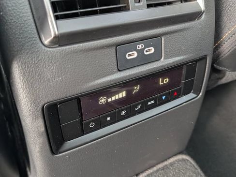 Certified 2024 MAZDA CX-90 Plug-In Hybrid w/ Premium Pkg AWD/4WD image 17