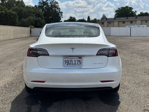 Used 2022 Tesla Model 3 Long Range AWD/4WD image 4