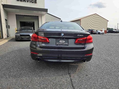 Used 2019 BMW 530i xDrive w/ Convenience Package image 4