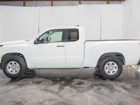 Used 2024 Nissan Frontier S w/ S Utility Package image 6